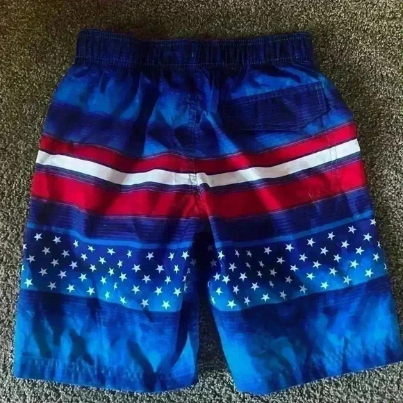Boys swim trunks - size 10/12 - Picture 5 of 8